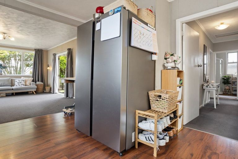 Photo of property in 22 Walsh Street, Forest Lake, Hamilton, 3200