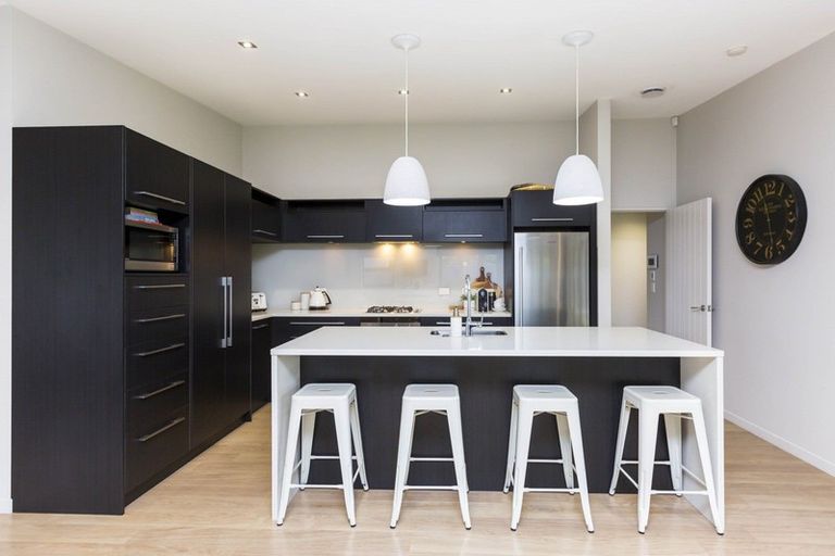 Photo of property in 21 Brentwood Street, Trentham, Upper Hutt, 5018