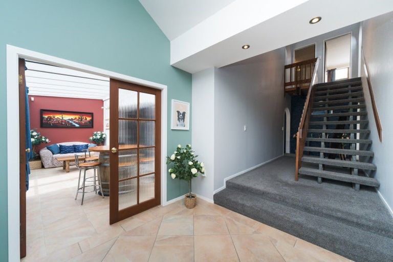 Photo of property in 16 Akaroa Avenue, Awapuni, Palmerston North, 4412