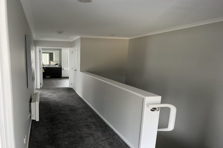 Photo of property in 10 Kapia Road, Westgate, Auckland, 0614
