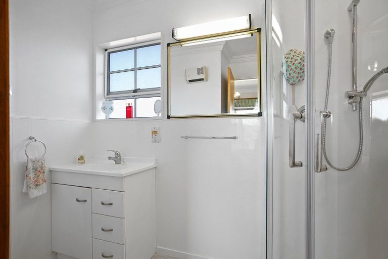 Photo of property in 10 Broadmeadows Road, Pukemoremore, Hamilton, 3493