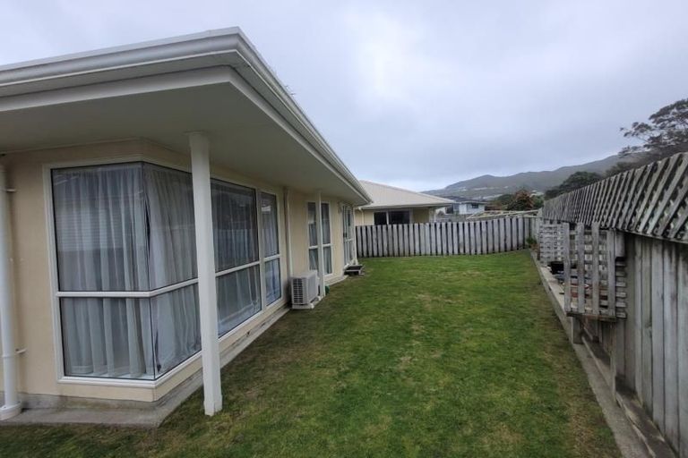 Photo of property in 2/85 Broderick Road, Johnsonville, Wellington, 6037