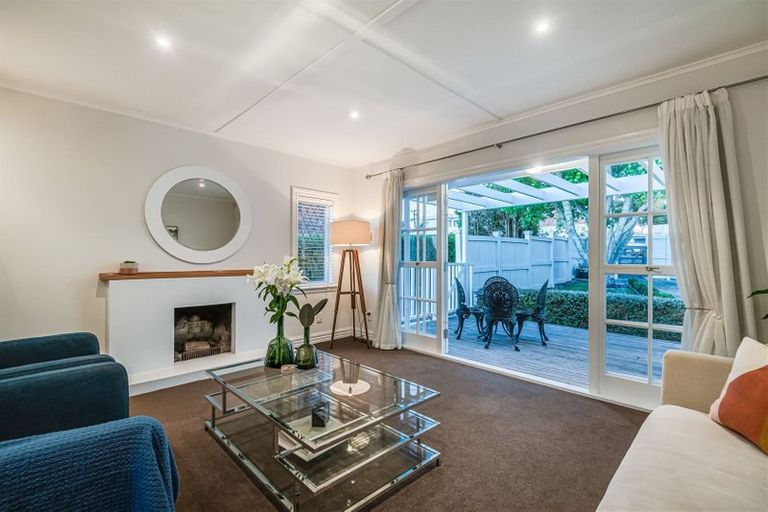 Photo of property in 3/22 Stanley Avenue, Milford, Auckland, 0620