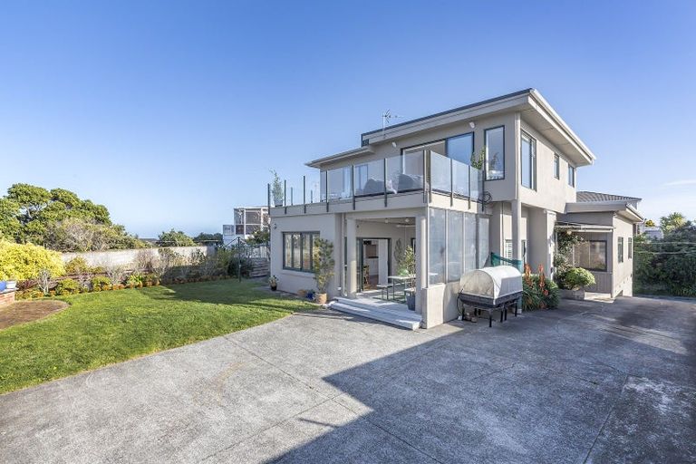 Photo of property in 40 Seatoun Heights Road, Seatoun, Wellington, 6022