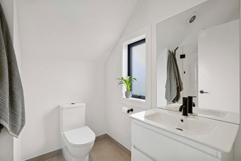 Photo of property in 1 Torridon Court, Jacks Point, Queenstown, 9371