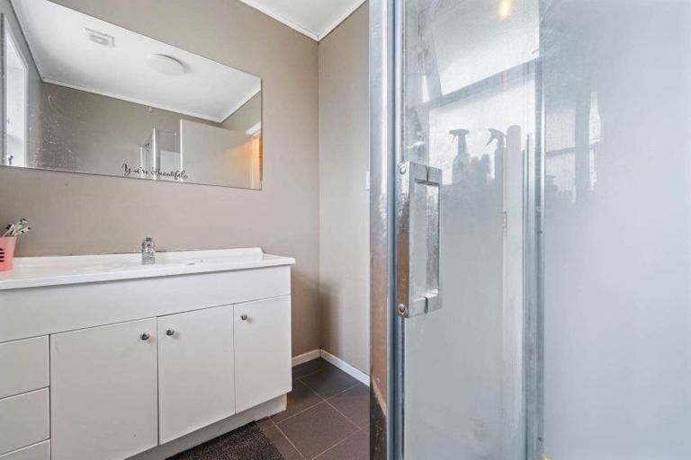 Photo of property in 39 Eastburn Street, Papakura, 2110