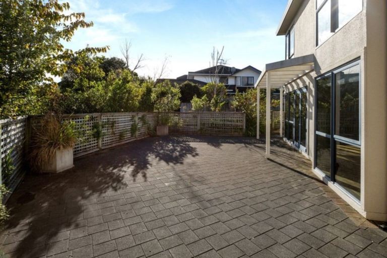 Photo of property in 13 Saunders Close, Whitby, Porirua, 5024