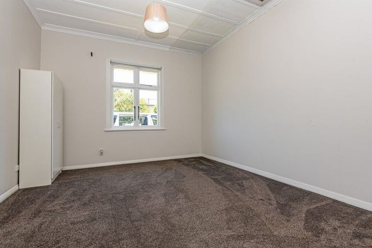 Photo of property in 87 Russell Street, Palmerston North, 4414
