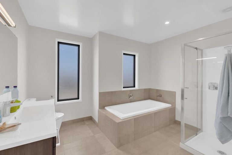 Photo of property in 166 Seventh View Avenue, Beachlands, Auckland, 2018