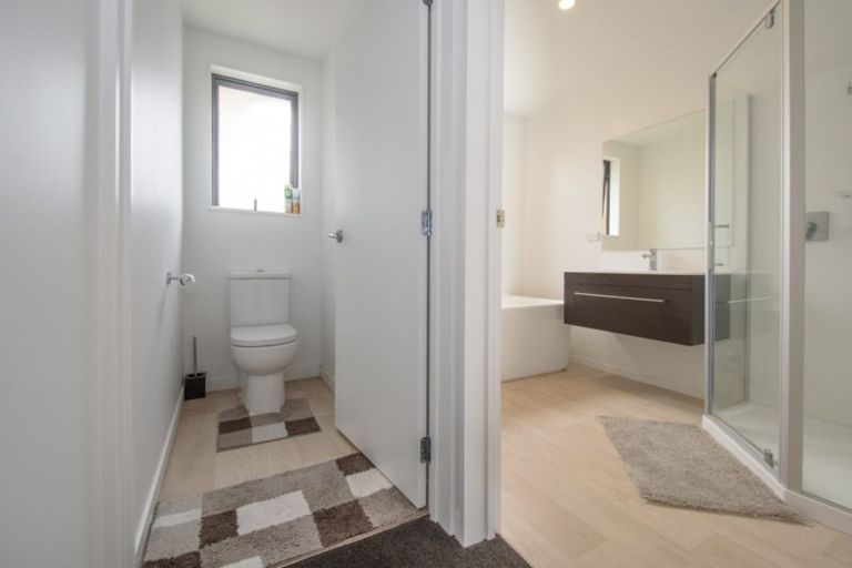 Photo of property in 20 Cheltenham Road, Devonport, Auckland, 0624