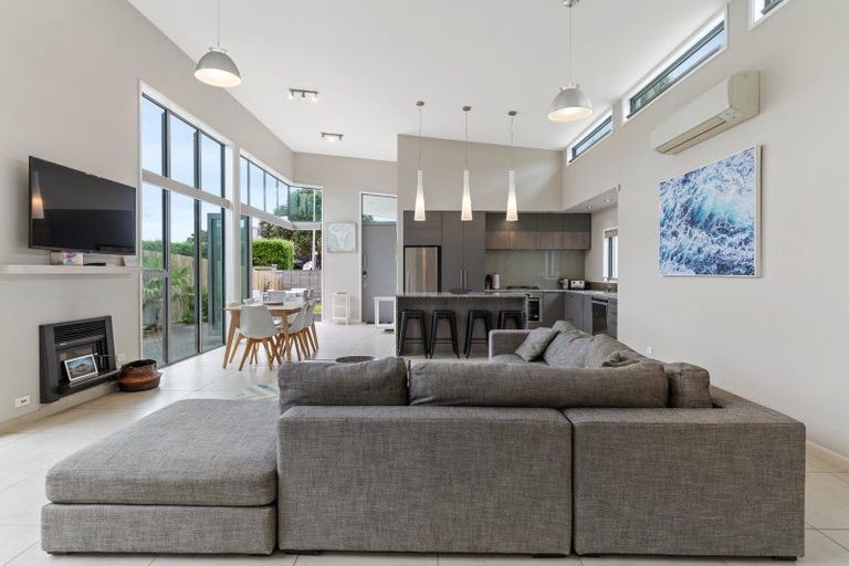 Photo of property in 38a Valley Road, Mount Maunganui, 3116