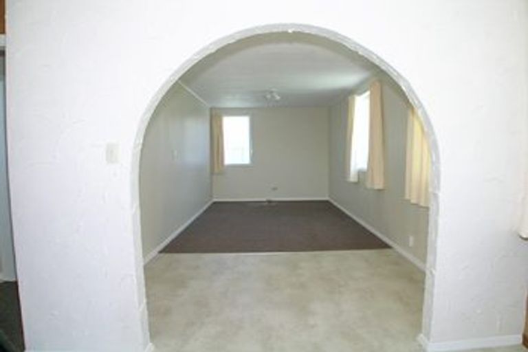 Photo of property in 18 Excellency Terrace, Ascot Park, Porirua, 5024