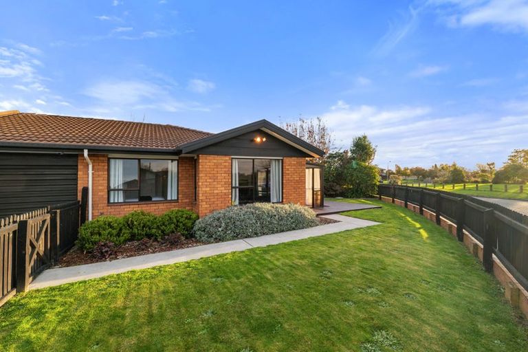 Photo of property in 1/49 Cowes Street, Avondale, Christchurch, 8061