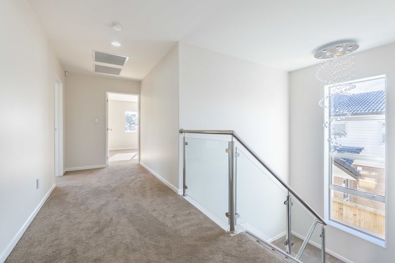 Photo of property in 49 Sari Place, Massey, Auckland, 0614