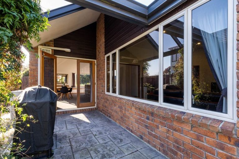 Photo of property in 48 Broadhaven Avenue, Parklands, Christchurch, 8083