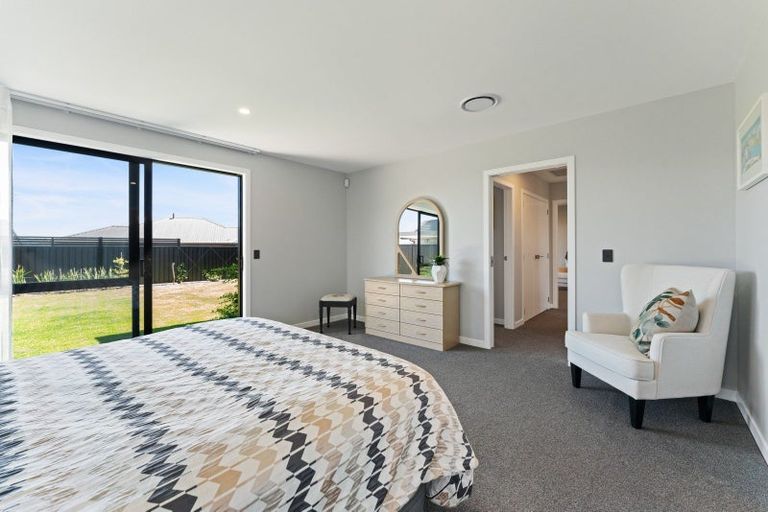 Photo of property in 28 Maunganamu Drive, Wharewaka, Taupo, 3330