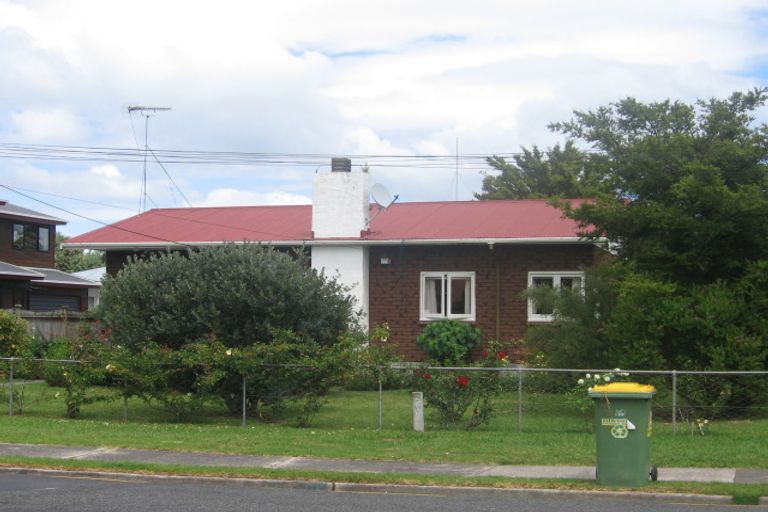 Photo of property in 2/69 Nile Road, Milford, Auckland, 0620