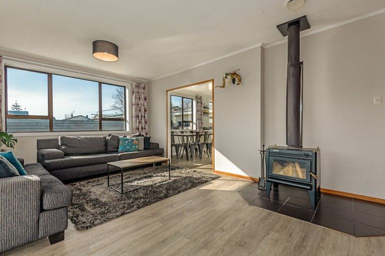 Photo of property in 12a Russell Street, Feilding, 4702