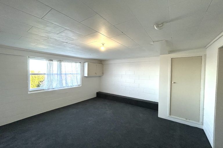 Photo of property in 23 Marcel Place, Glenfield, Auckland, 0629