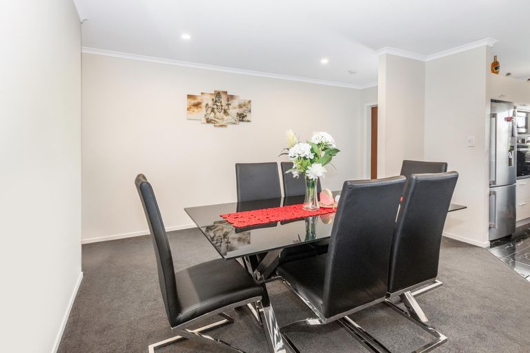 Photo of property in 27 Briannarose Drive, Fitzroy, Hamilton, 3206