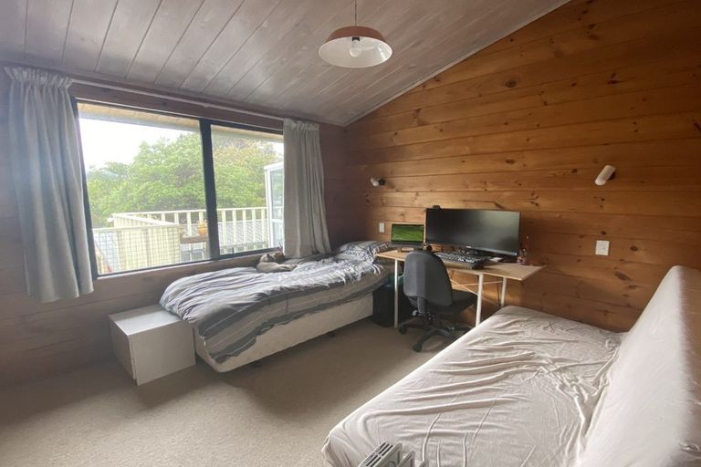 Photo of property in 4 Lydia Way, Karori, Wellington, 6012