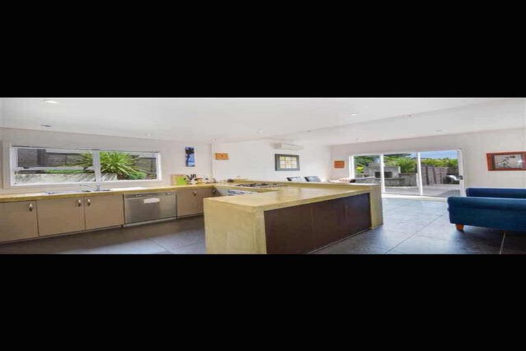 Photo of property in 27 Earls Road, Saint Clair, Dunedin, 9012