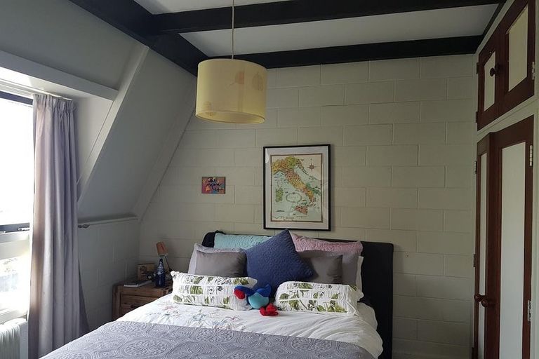 Photo of property in 24/10 Pitarua Street, Thorndon, Wellington, 6011