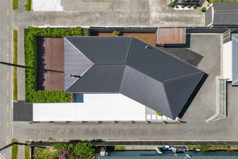 Photo of property in 379 Yaldhurst Road, Russley, Christchurch, 8042