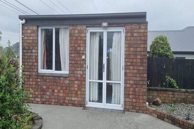 Photo of property in 100a Kawaha Point Road, Kawaha Point, Rotorua, 3010