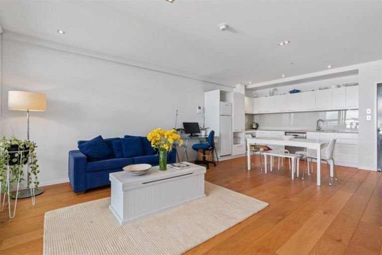Photo of property in Maison Apartments, 204/16 Huron Street, Takapuna, Auckland, 0622