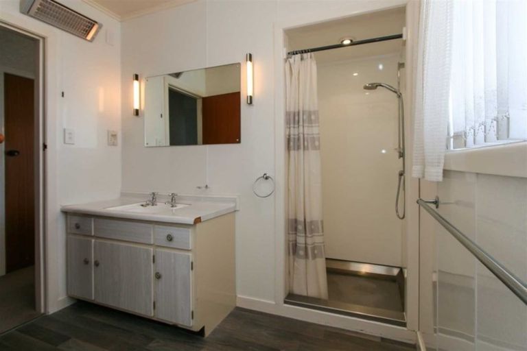 Photo of property in 6 Brookes Street, Inglewood, 4330