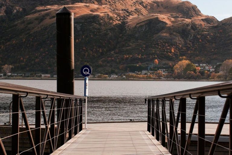 Photo of property in 16 Old Homestead Place, Kawarau Falls, Queenstown, 9300