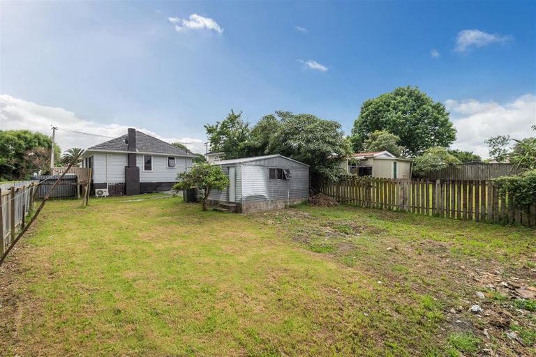 Photo of property in 28 Laxon Avenue, Otara, Auckland, 2025