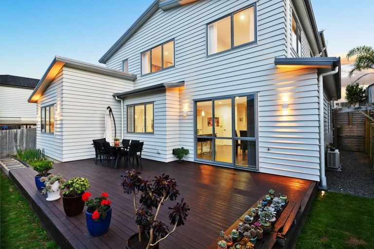 Photo of property in 10 Sauvignon Avenue, Ranui, Auckland, 0612