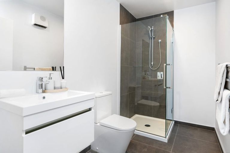 Photo of property in 1 Malaga Crescent, Harewood, Christchurch, 8051