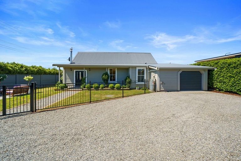 Photo of property in 99 Jellicoe Street, Martinborough, 5711