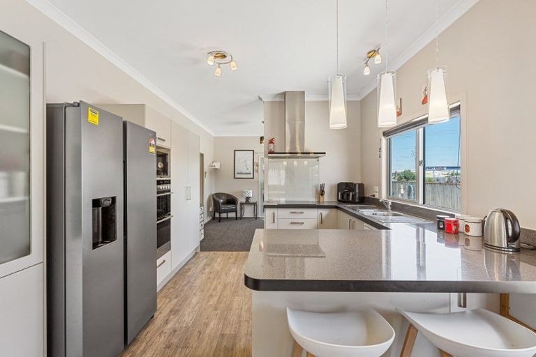 Photo of property in 1 Edmay Street, Feilding, 4702