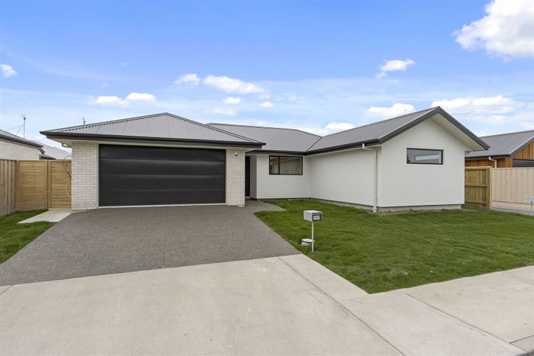 Photo of property in 150 Northbrook Road, Rangiora, 7400