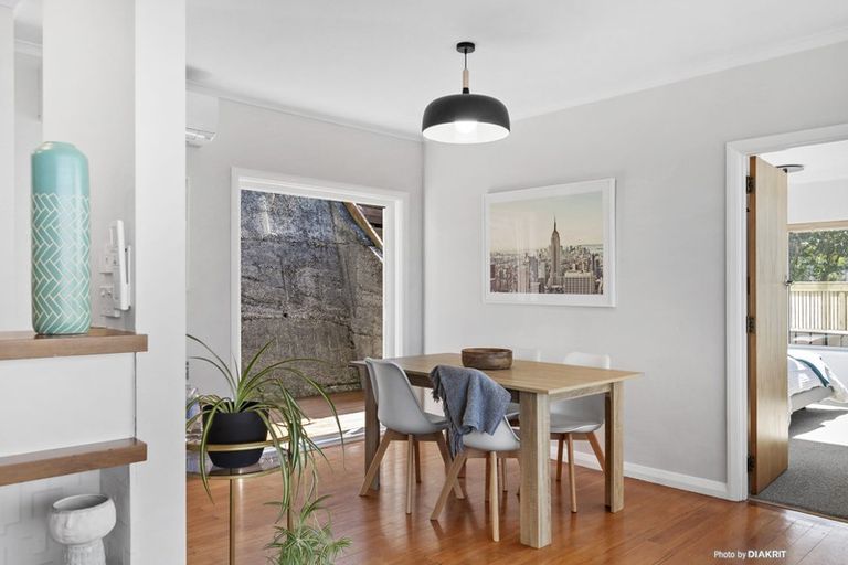 Photo of property in 146 Owhiro Bay Parade, Owhiro Bay, Wellington, 6023