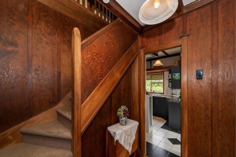 Photo of property in 66 Gilbert Street, New Plymouth, 4310