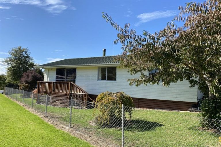 Photo of property in 25 Reynolds Road, Pukekohe, 2120