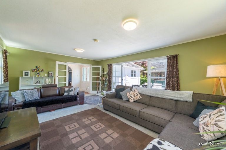 Photo of property in 11a Tawai Street, Trentham, Upper Hutt, 5018