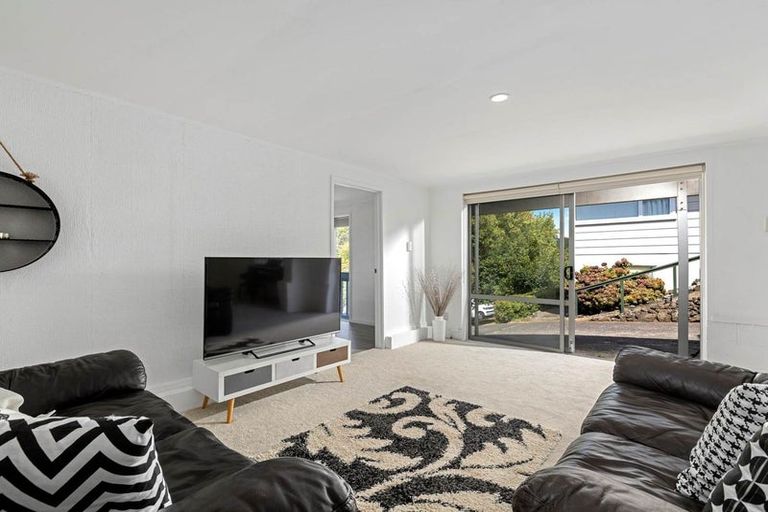 Photo of property in 5 Freya Place, Torbay, Auckland, 0630