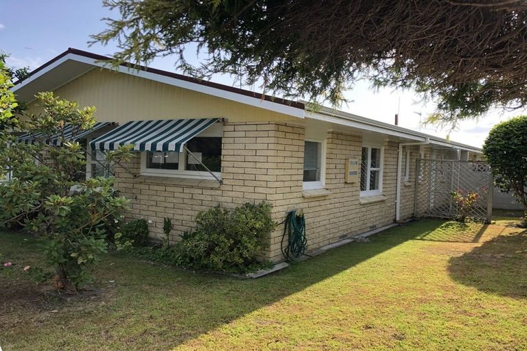 Photo of property in 13 Linklater Avenue, Bellevue, Tauranga, 3110