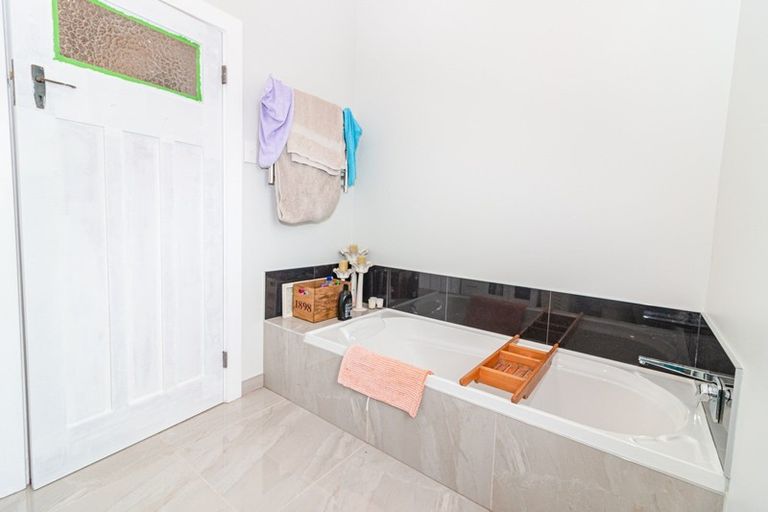 Photo of property in 39 Liffiton Street, Gonville, Whanganui, 4501