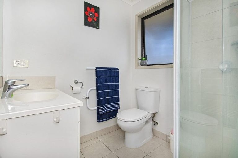 Photo of property in 6 Mcainch Place, Te Kamo, Whangarei, 0112