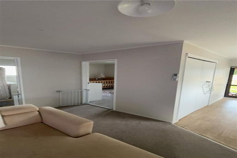 Photo of property in 10 Carey Place, Otara, Auckland, 2023
