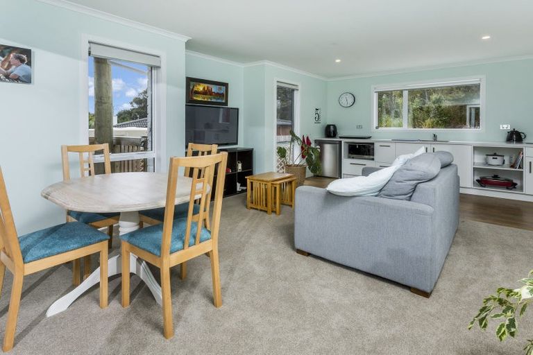 Photo of property in 339a Glenvar Road, Long Bay, Auckland, 0630