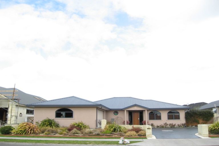 Photo of property in 74 Brookvale Road, Havelock North, 4130