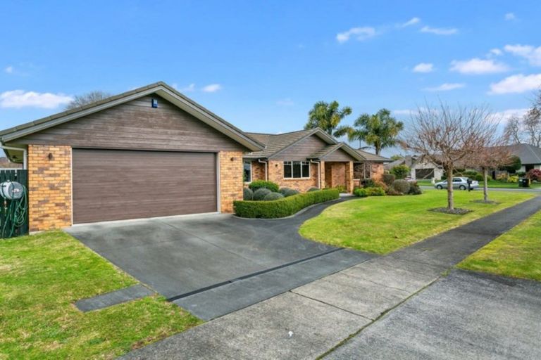 Photo of property in 12 Cooper Crescent, Cambridge, 3434